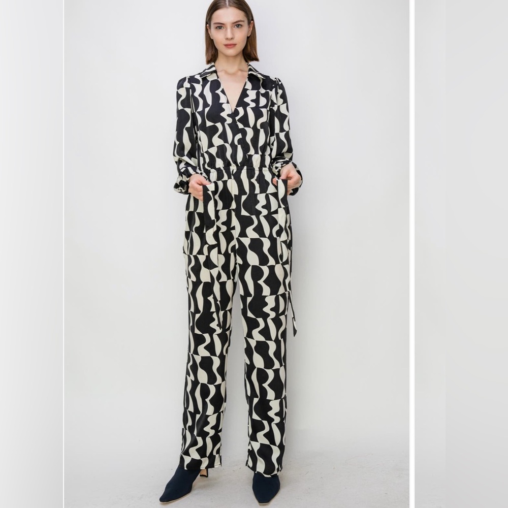 MELLODAY Black & White Abstract Wrap Jumpsuit - Picture 3 of 11